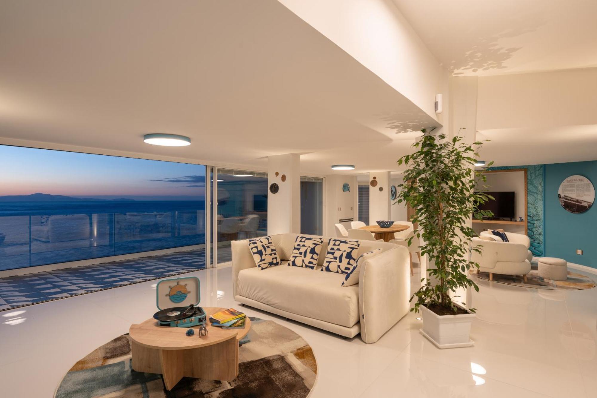 Laguna Blu - Resort Villa Overlooking The Sea On The Amalfi Coast В'єтрі Екстер'єр фото